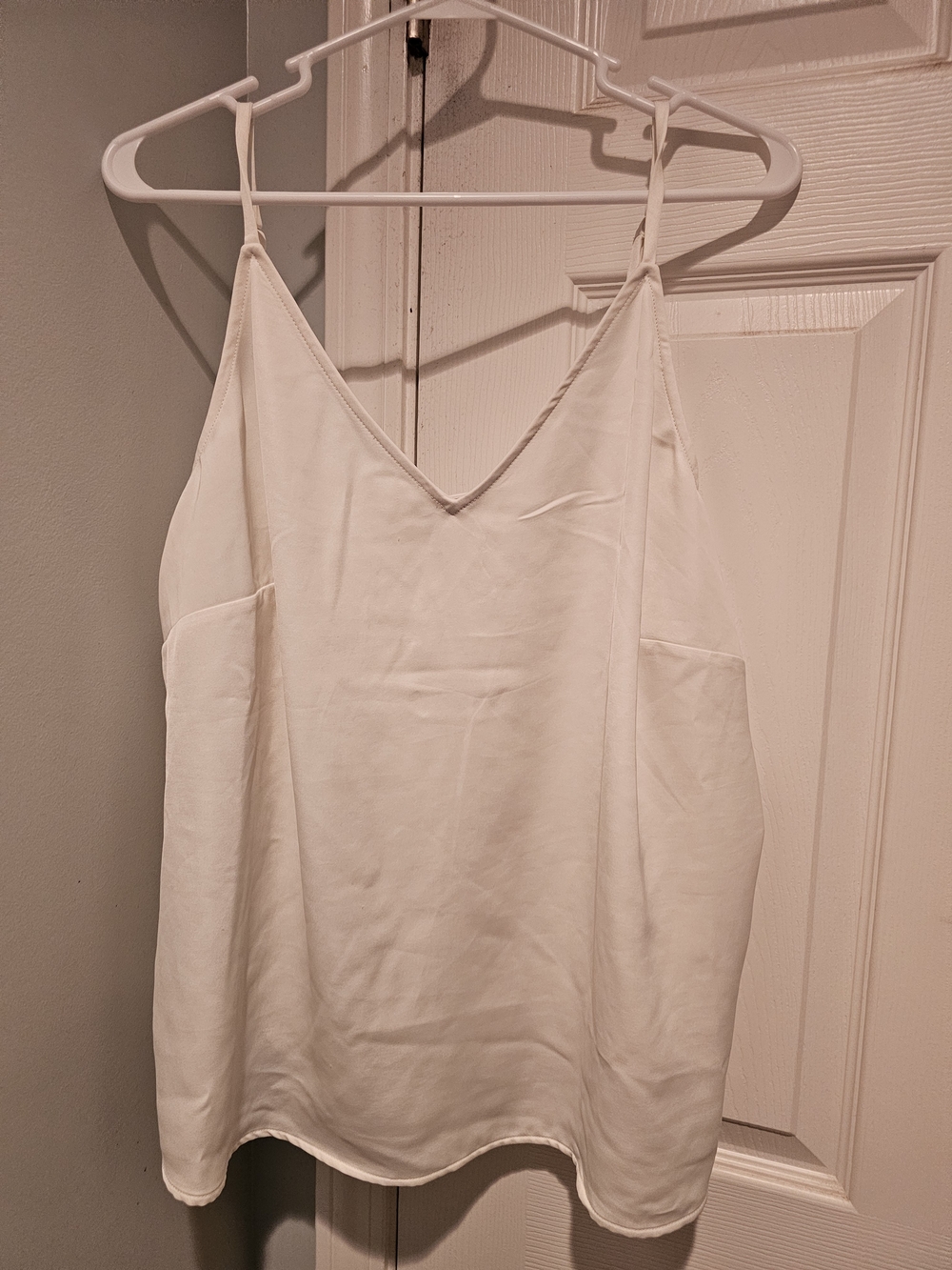 a new day Cream V-Neck Spaghetti Strap Cami